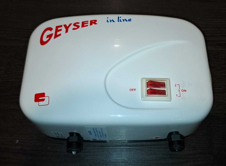Instant Apa Calda - Geyser Inline 5kW, modelul cu dus