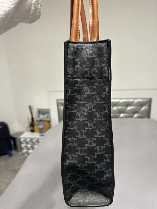 Дамска чанта модел CELINE Vertical Cabas