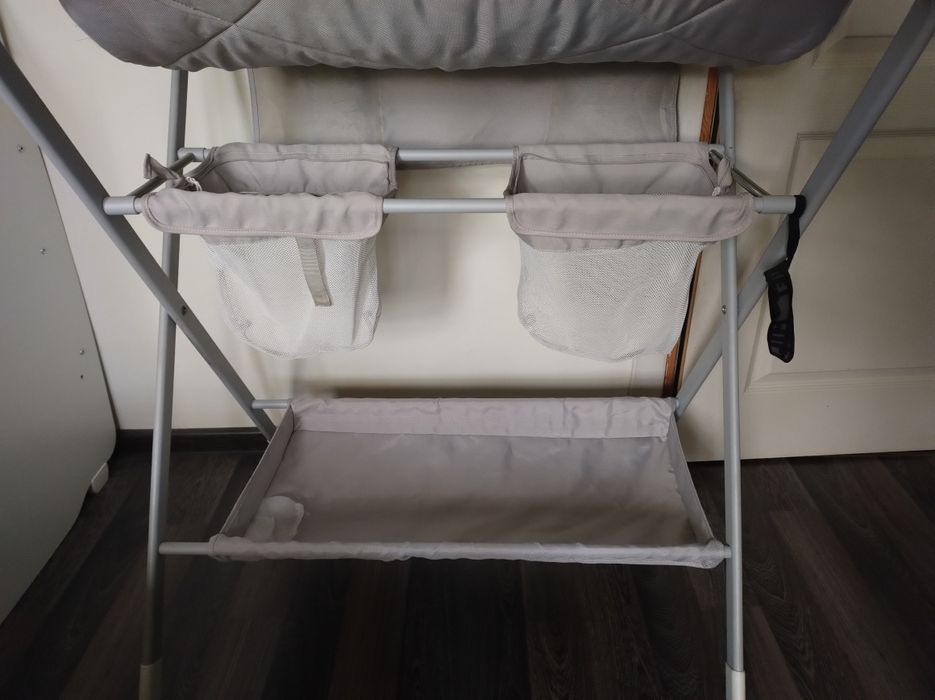 Бебешки повивалник