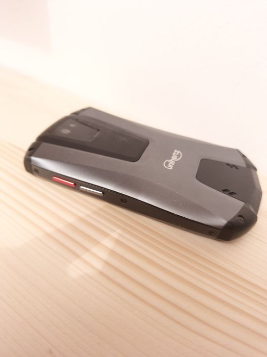 Unihertz titan pocket