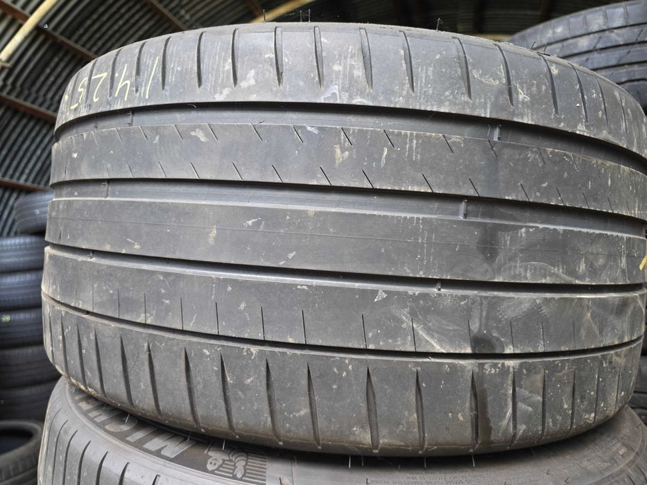 2бр Летни гуми 275 35 20 - Michelin Runflat