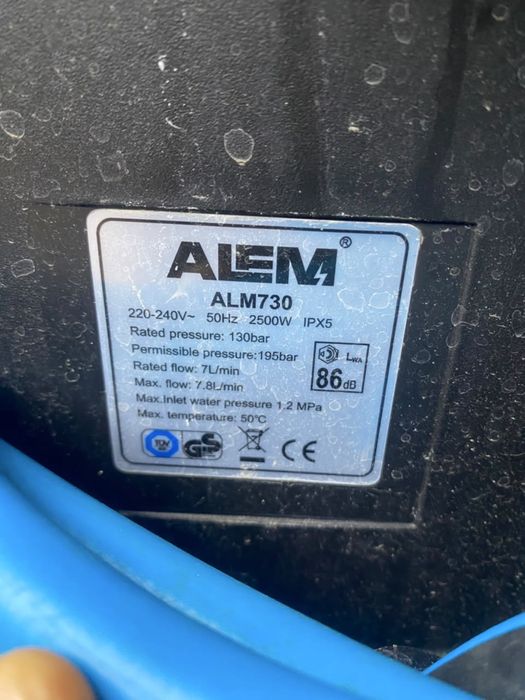 Кешер Alem  почти новый