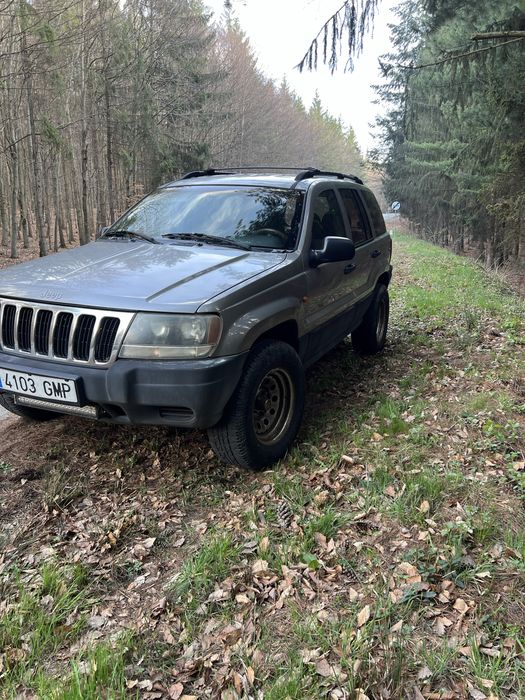 Grand cherokee jeep