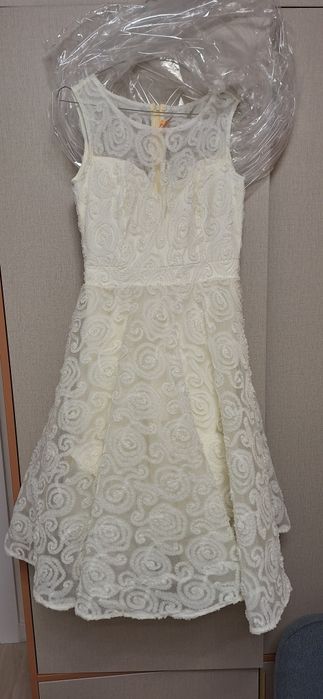 Vand rochie mireasa Maigre marime S
