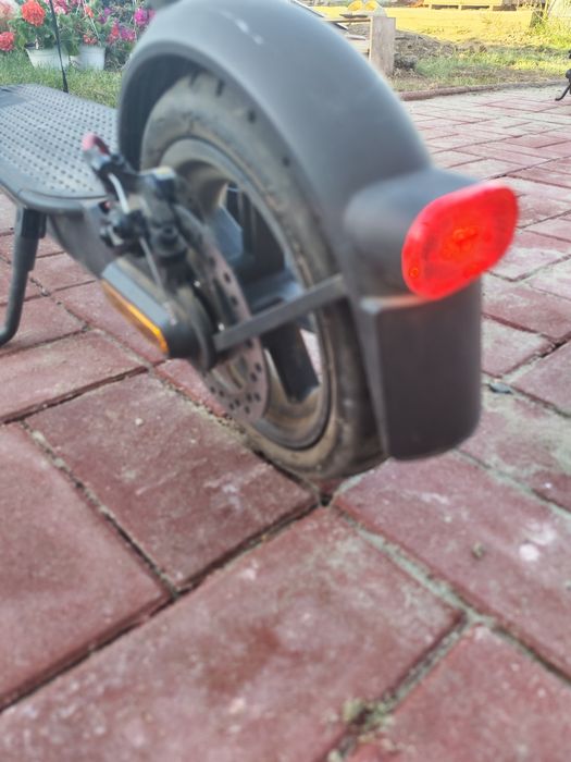 Xiaomi Mi Electric Scooter Pro