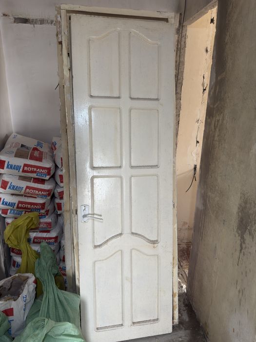 Старые двери и пороги