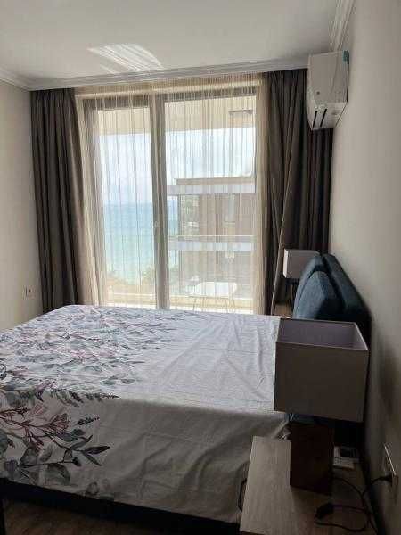 ТОП оферта! Модерно обзаведен тристаен апартамент в Сарафово!