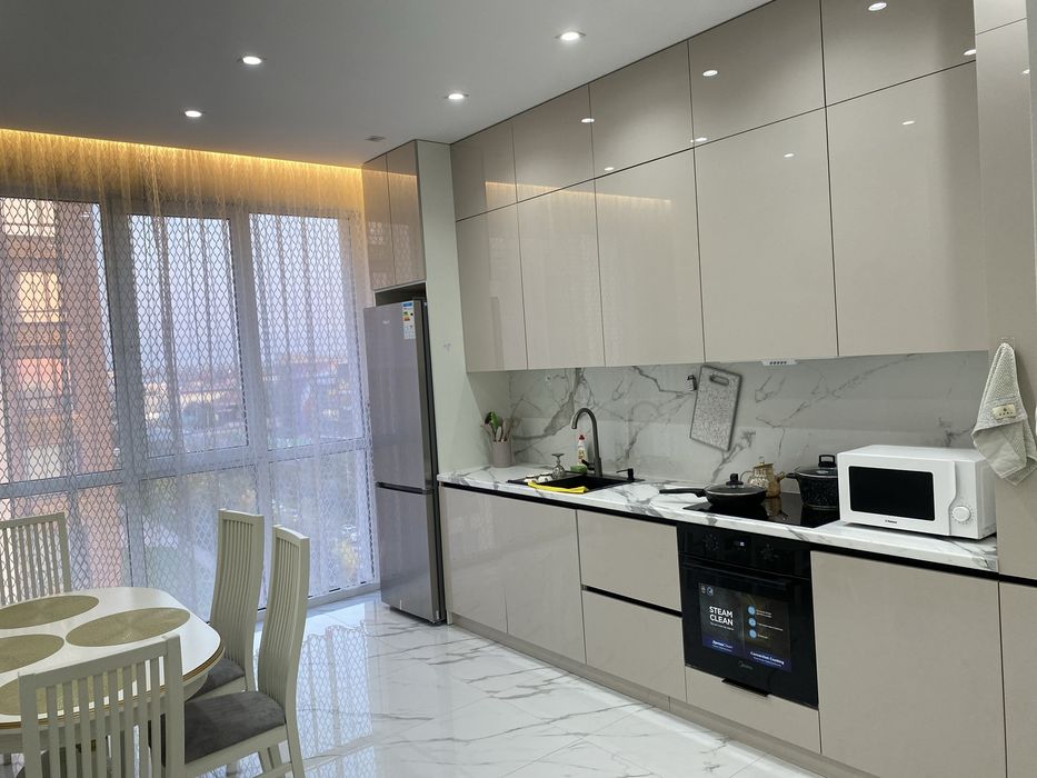 Сдам  по суточно.Жк Altair!На против Акимата.