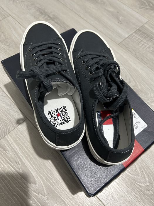 Tenisi Originali Tommy Hilfiger Gray marimea 40 (noi)