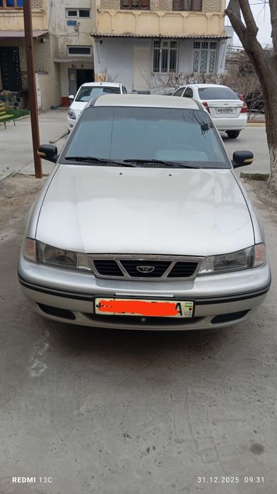 2004 yil neksiya polni radnoy