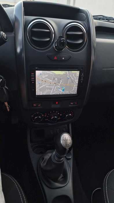 Navigatii Android cu camera Dacia/VW si GPS orice marca, asigur montaj