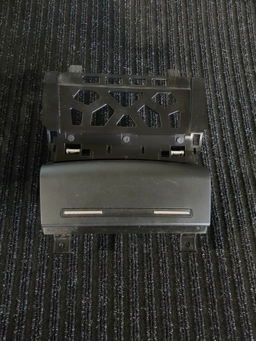 Централен пепелни Audi a3 8p Ауди А3 8п