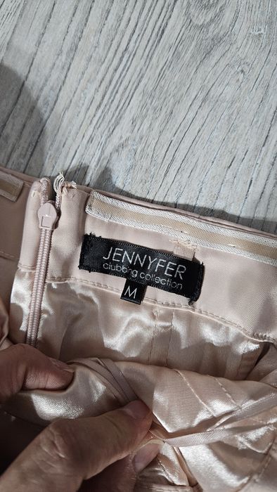 Сатенена рокля цвят пудра