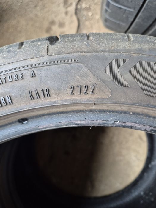 275/35R19 Pirelli, Goodyear