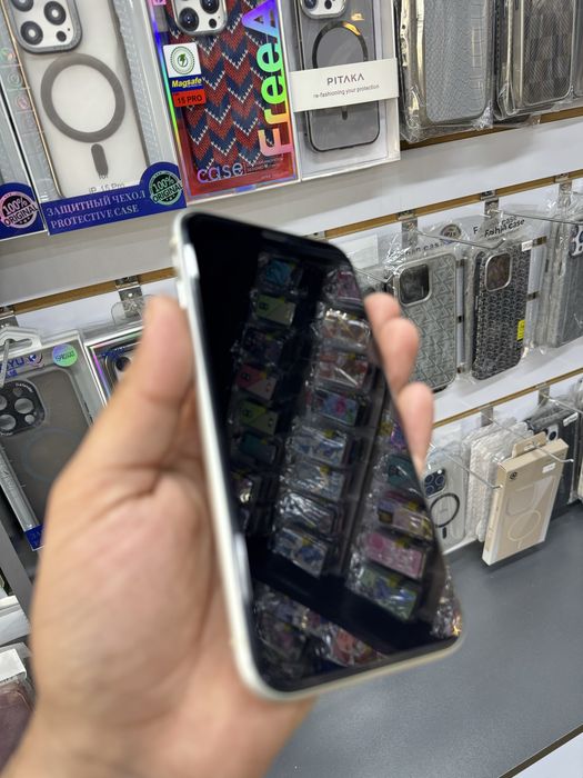 iphone 11 64GB. holati yaxshi ochilmagan  hamma joyi radnoy