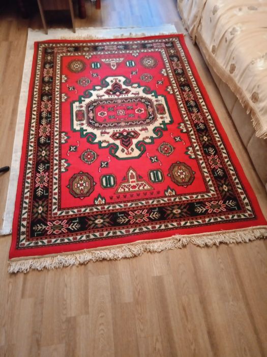 Продам 2 ковра за 6тыс