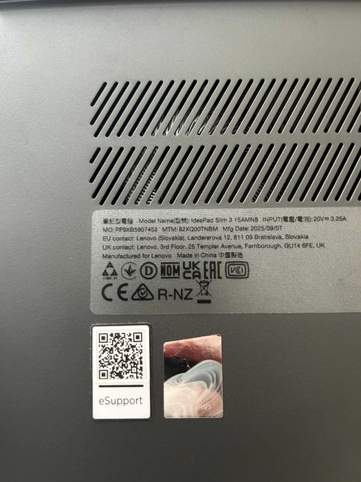 Лаптоп LENOVO IdeaPad Slim 3 15AMN8 82XQ00TNBM 15.6 "
