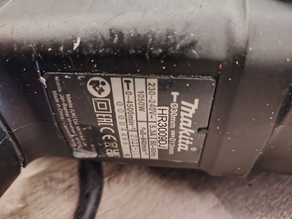 Макита перфоратор 1050вт