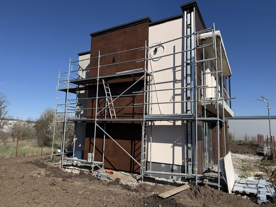 Продава се Къща в Костинброд - 218 кв.м за 1051 €/кв.м - Снимка #5