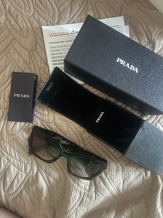 Оригинални очила Prada залупени от оптика Леонардо