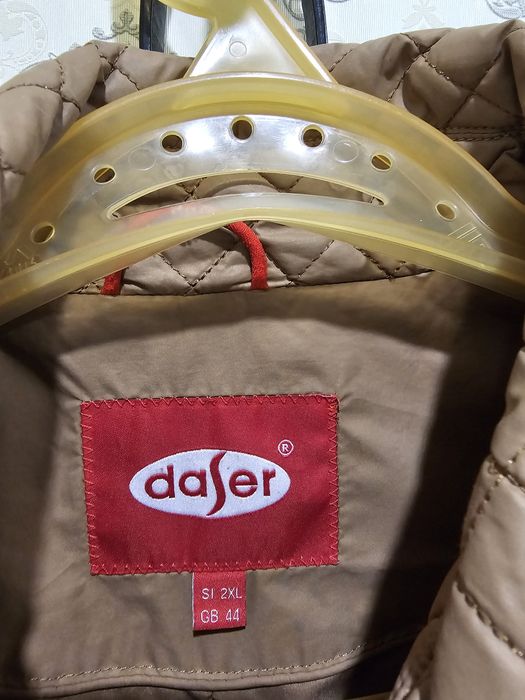 Продам женский плащ