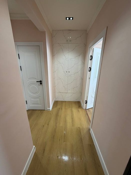 Chilonzor 19kvartal 3xonali holati yaxshi hamma sharoit bor SOTILADI!