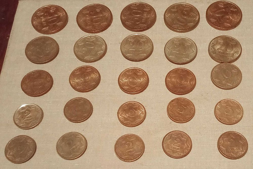 Монеты Казахстана. Тиыны.