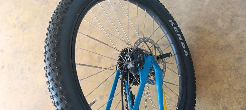 Велосипед Specialized rip rock 24;цола,31 см рамка продавам