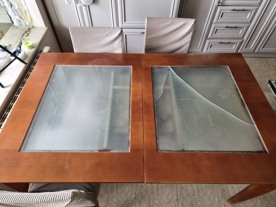 Кухненска маса от масив с 6 стола – разтегаема, стабилна