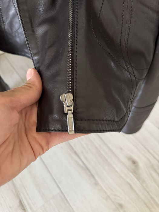 Женская кожаная куртка