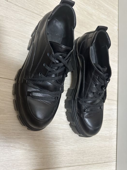 Продам женские лоферы