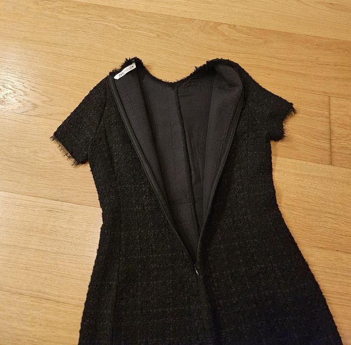 ZARA рокля туид и дантела S-38