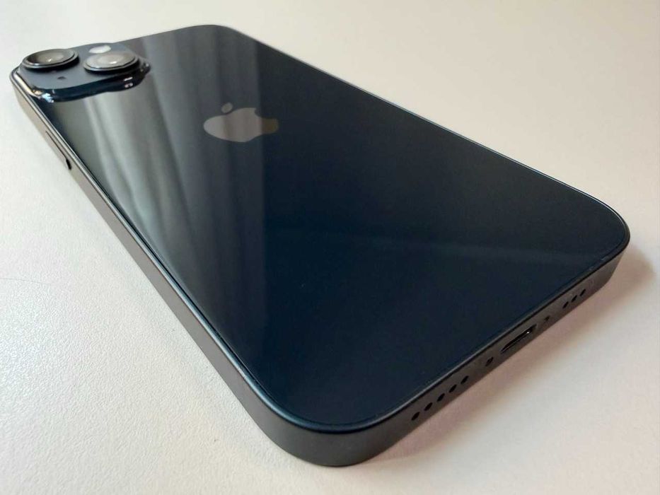  Apple / iPhone 14 256 Gb / Midnight