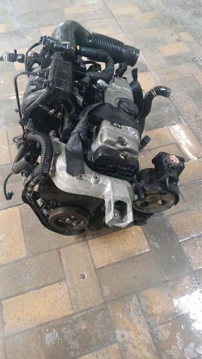 Двигател Пежо/Ситроен 1.1 HFX