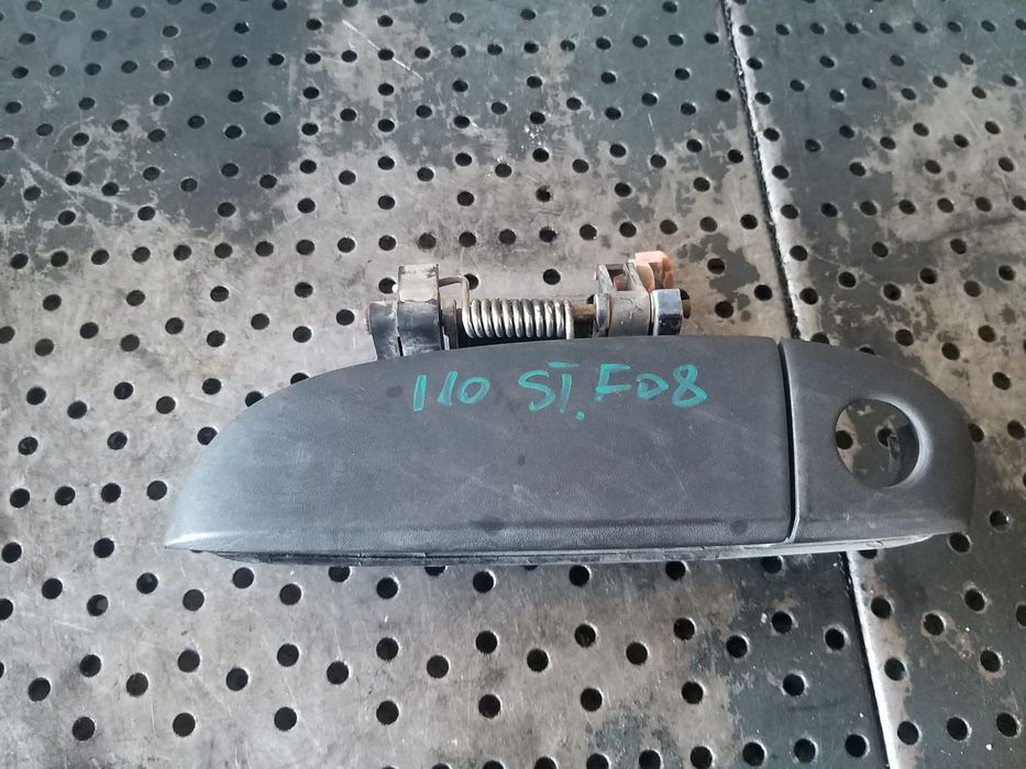 Maner usa stanga fata hyundai i10 1 pa