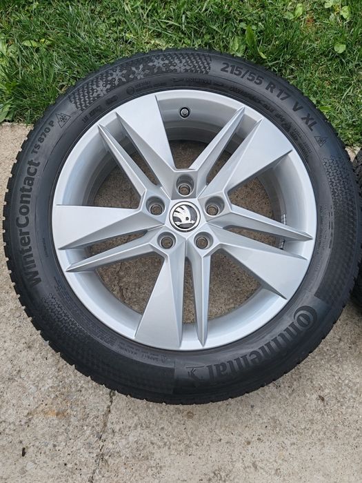 Skoda Karoq 215/55/17