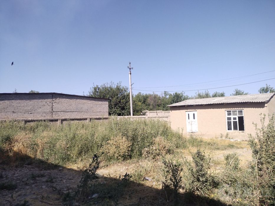 Toshkent tumani shiribo'mda basen ko'chada 6 sotix yer sotiladi