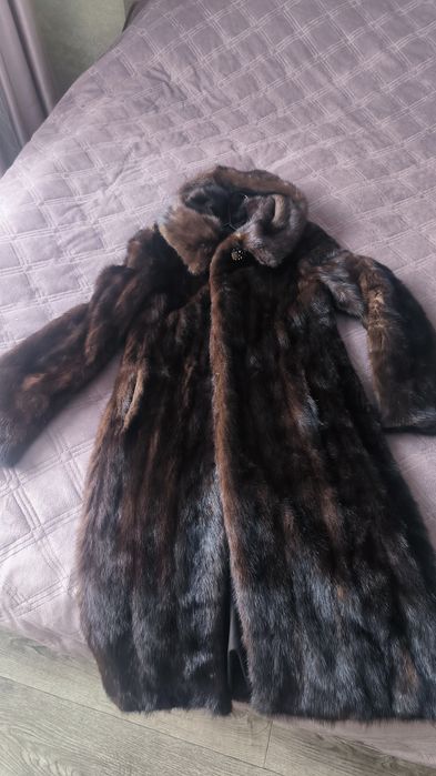 Продам норковую шубу