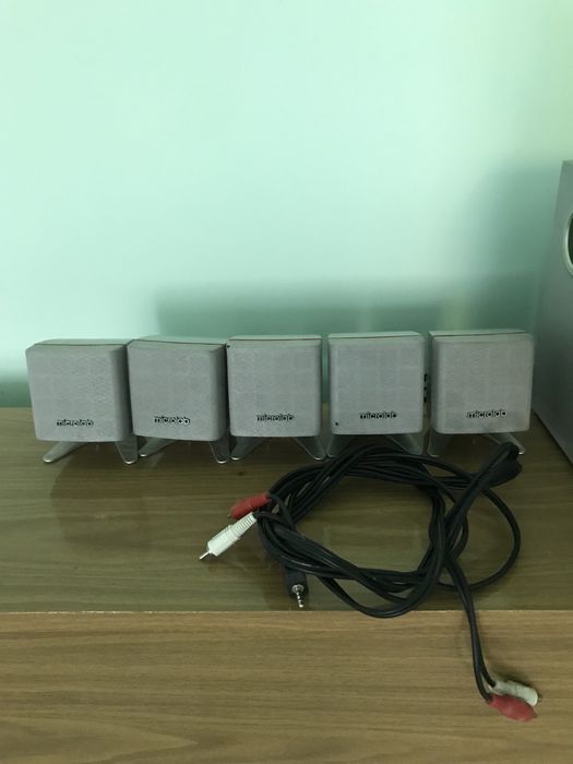 Продам санбуфер ,  аудио стстема microlab 5+1 (санбуфер +5 колонок )