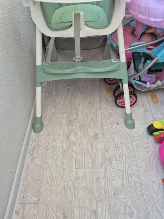 Детский стульчик для кормления