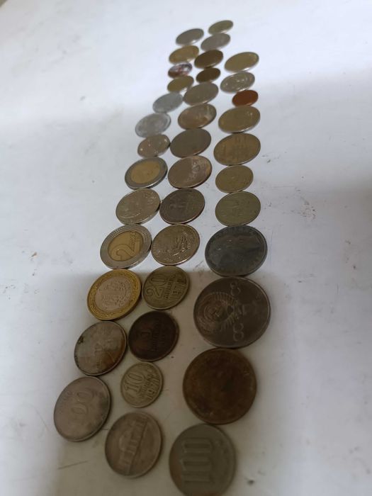 Различные монеты