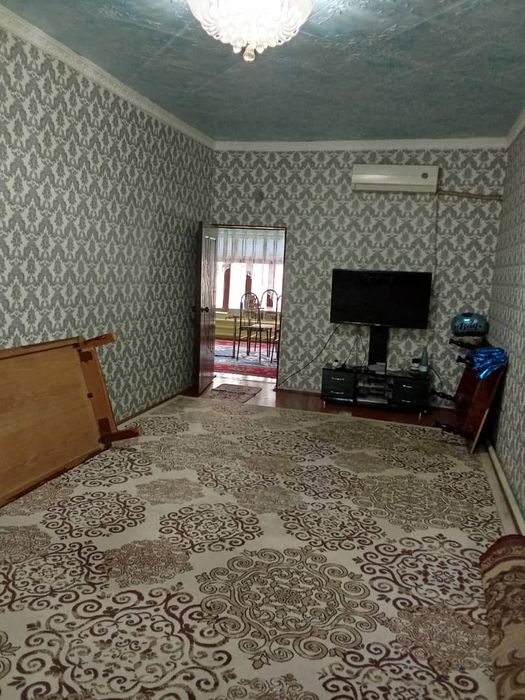 Ховли уй сотилади