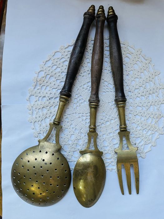 Красиви месингови прибори за готвене от Англия