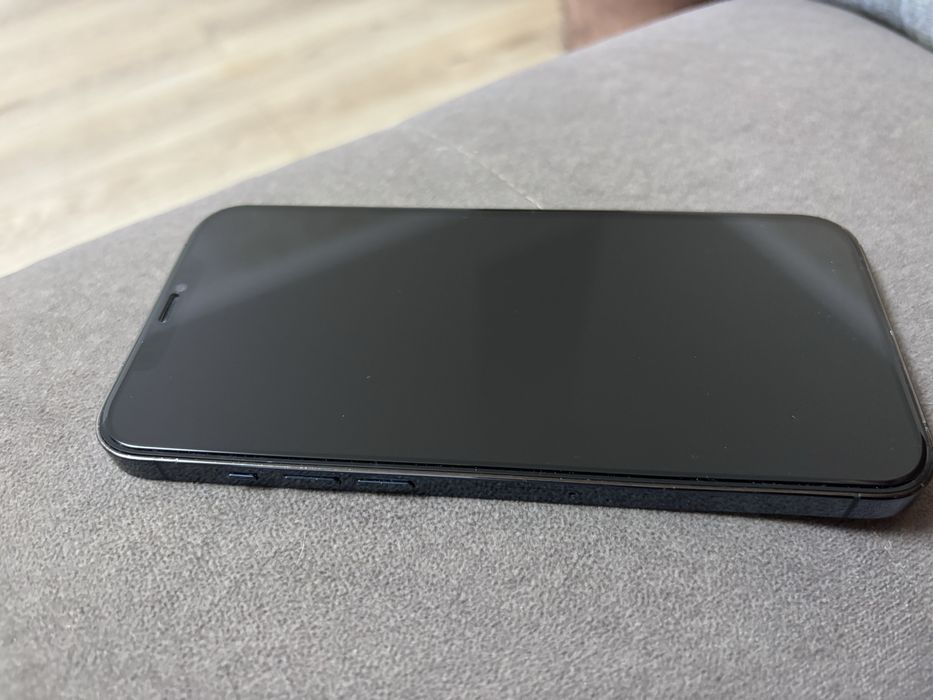 Продам iPhone 12 Pro Max