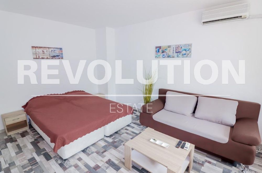 Дава се под наем Двустаен апартамент в Варна, ВИНС - 45 кв.м за 450 € - Снимка #2