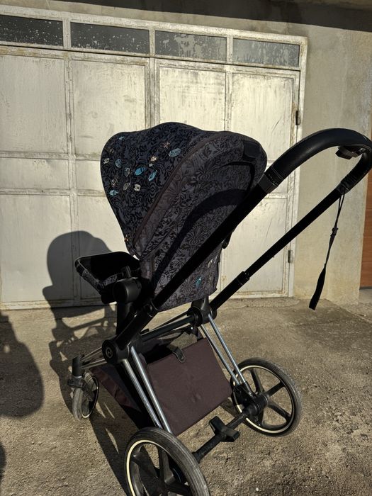 Cybex priam шаси с летен кош и кош за новородено