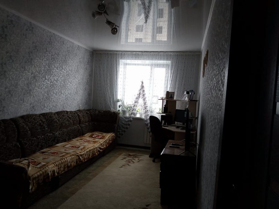 Продается 4-х комнатная квартира .