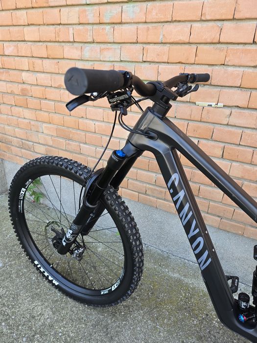 Vand Canyon Strive CFR Underdog 2024 Carbon