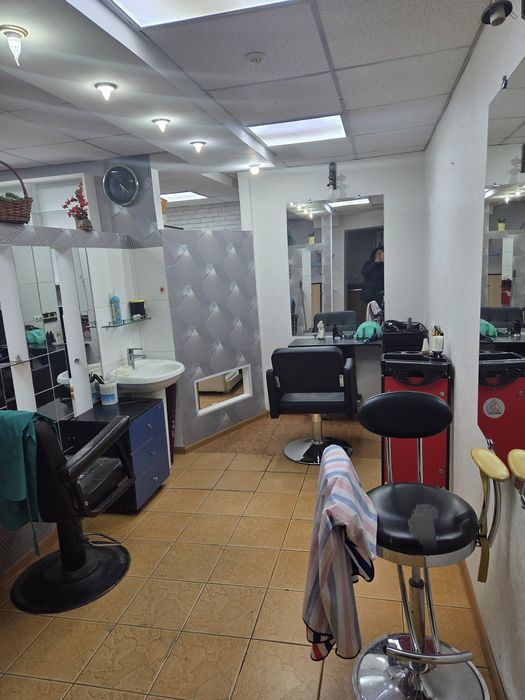 Сдам в аренду парикмахерскую