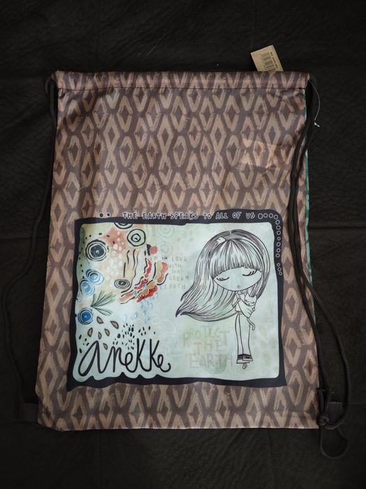 Нова торбичка -раница Anekke